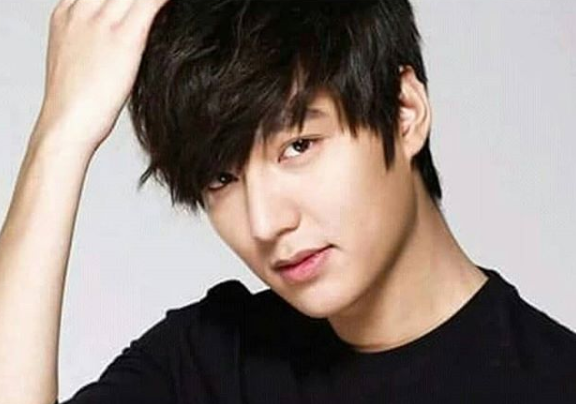 イミンホ 耳 イ ミンホ