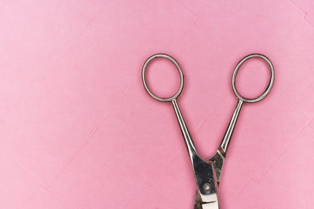 必見 M字はげに似合うかっこいい髪型10選と注意すべきng行為 K Journal